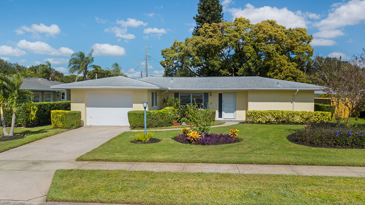 Gulf Gate Home For Sale Goar Real Estate Group